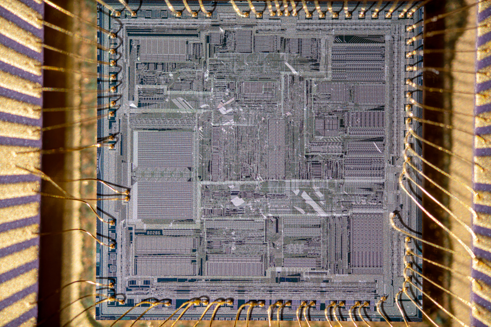 Super,Macro,Shot,Of,Silicon,Wafer,With,Printed,Electronic,Circuit